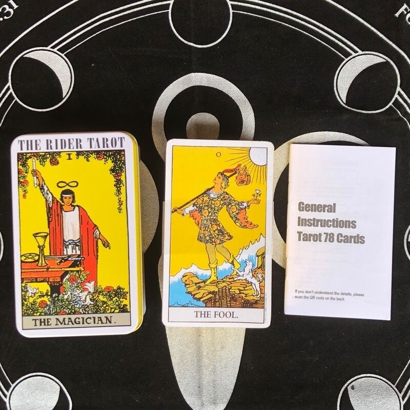 Tarot Card Deck - 78 Classic Design Metal Tin Box - The Rider Waite Tarot Card Deck 1971 The Magician with Instructions metal box