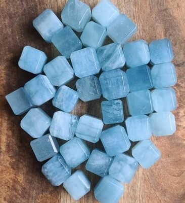Aquamarine tumbled crystal. Good Fortune - Inner Strength 