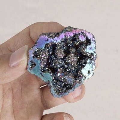 GEODE DRUZY CRYSTAL TITANIUM CLUSTER AURA MULTICOLOUR 