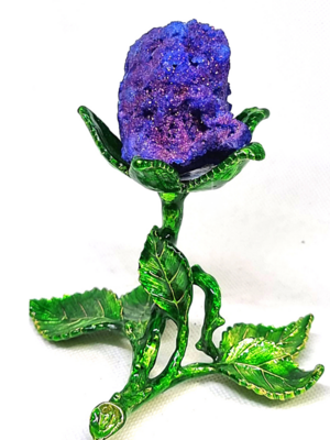 "FLOWER OF DESIRE" GEODE AURA DRUZY CRYSTAL QUARTZ STATUE -  ROSE LEAF STAND| FIGURINE | ORNAMENT | HOME | OFFICE | GIFT