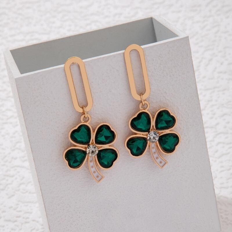 Lucky Clover Dangle Earrings 