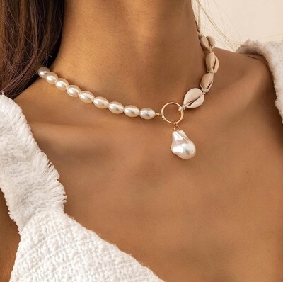 Pearl and Cowrie Shell Necklace Bohemian Pearl Choker Beaded Seashell Necklace Beach Jewelry