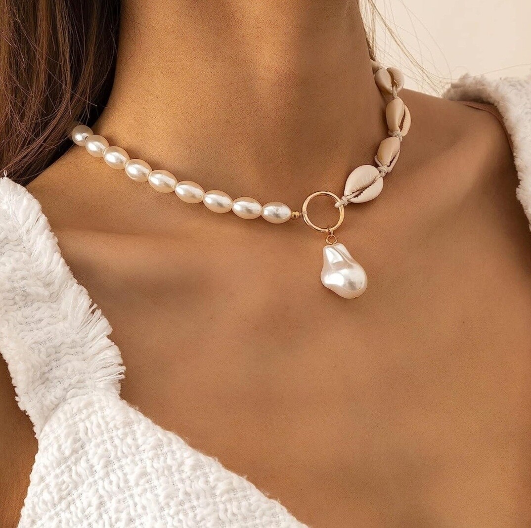 Pearl and Cowrie Shell Necklace Bohemian Pearl Choker Beaded Seashell Necklace Beach Jewelry
