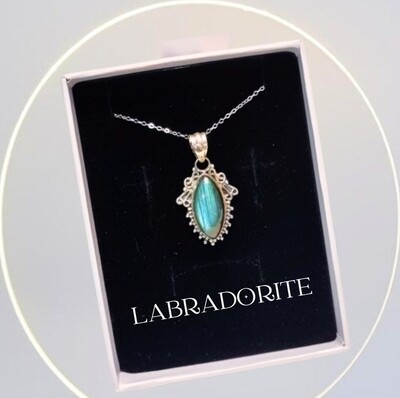Labradorite Crystal Necklace 925 Sterling Silver Pendant