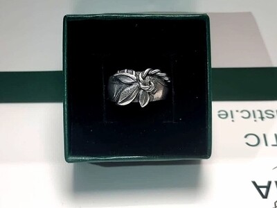 VINTAGE STYLE LILY LEAF PURE 925 SILVER RING 