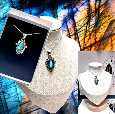 Labradorite Crystal Necklace 925 Sterling Silver Pendant