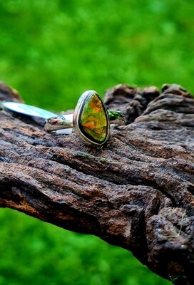 Black Fire Opal Ring Honeycomb Matrix Fire Multicolour 