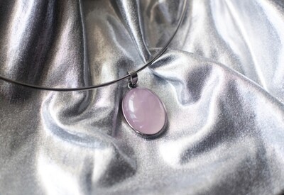 Rose Quartz Necklace Oval Crystal 925 Sterling Silver Pendant 