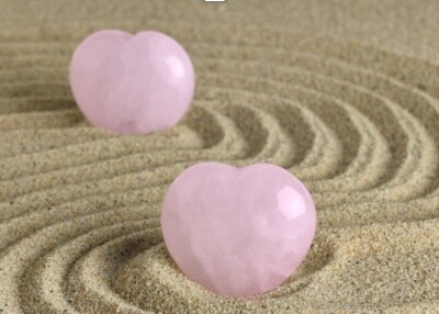 Rose Quartz Heart Crystal Universal Love &amp; Infinite Peace 25x30mm