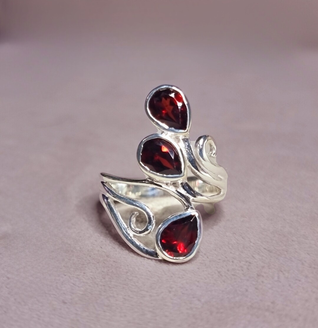 Garnet Crystal Ring Gemstone Jewellery 925 Sterling Silver 