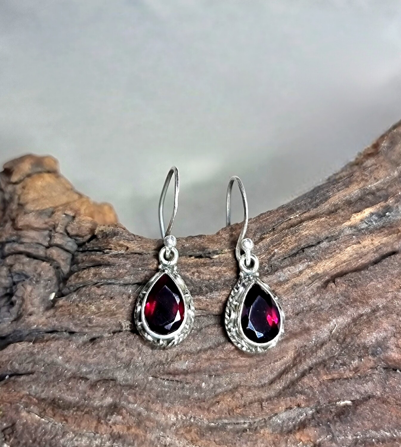 Garnet Crystal Earrings Gemstone 925 Sterling Silver 