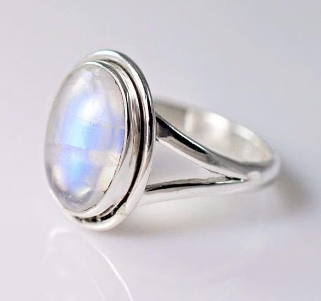 Moonstone Crystal Ring Oval 925 Sterling Silver