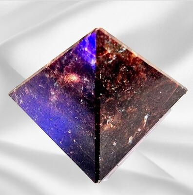 Garnet Matrix Pyramid Solid Natural Stone Feng Shui Spiritual ±4.5cm