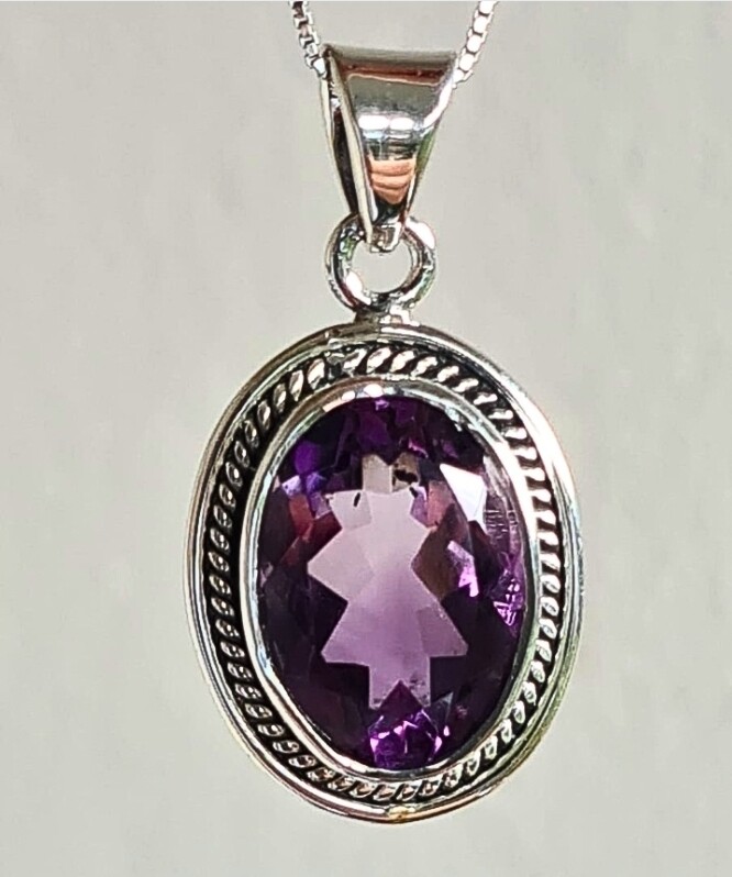 Amethyst Crystal Pendant Necklace Oval Shape 925 Sterling Silver 
