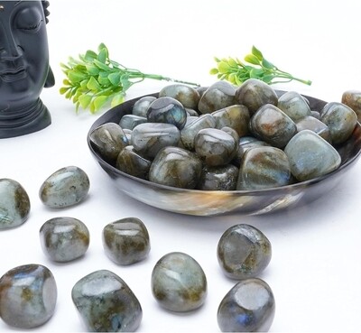 Labradorite crystal tumbled stone +-20-25mm