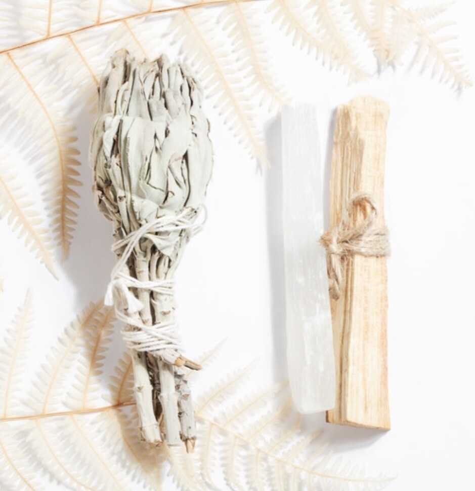 SELF BLESSING KIT AAA GRADE WHITE SAGE SMUDGE STICK   4&quot; /PALO SANTO 4&quot; / CLEAR ROCK QUARTZ  Home Re-energizing Incense for House Cleansing and Burning Sage 