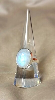 Moonstone Crystal Ring Oval 925 Sterling Silver