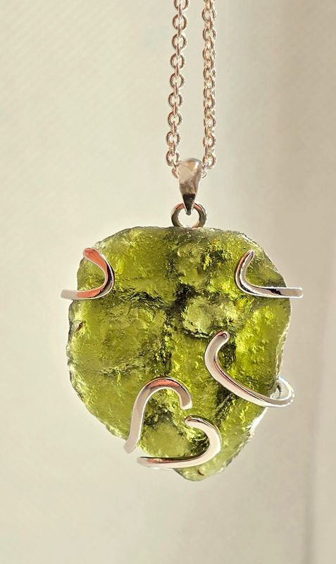 Moldavite Crystal Tektite Amulet Talisman 925 Sterling Silver 20&quot; 2mm Chain Necklace 