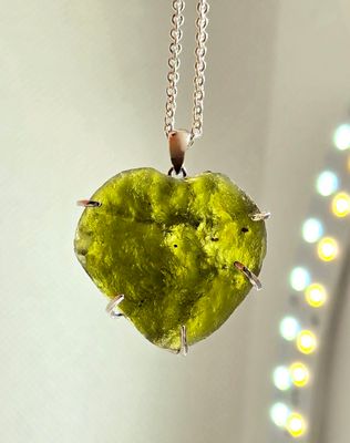 Moldavite Heart Shape Crystal Amulet Necklace Pendant Talisman 925 Sterling Silver 