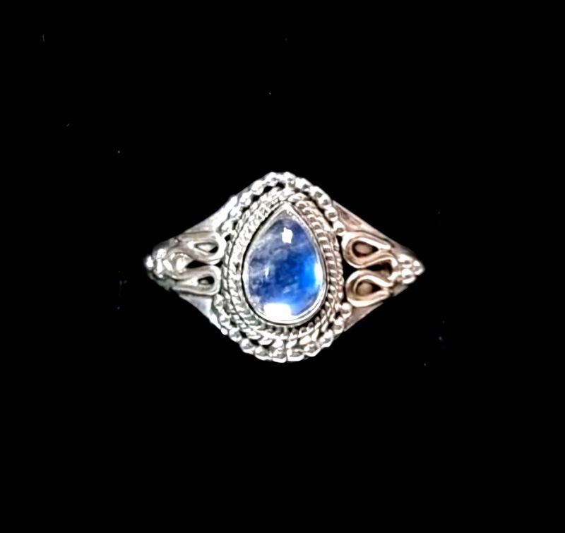 Moonstone Crystal Tear Drop Ring 925 Sterling Silver Gemstone