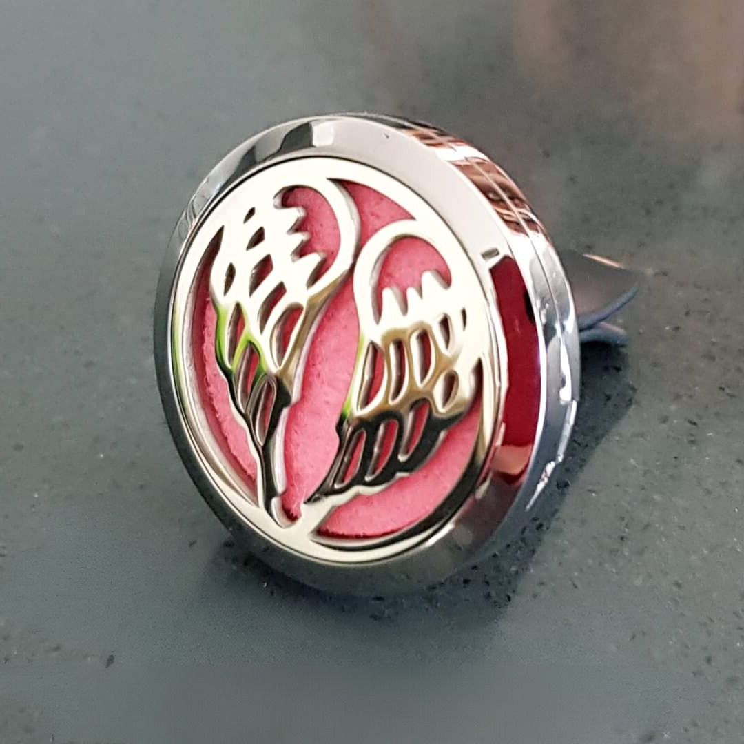 Car Air Fresheners Air Diffuser Car Angel Aromatherapy Essential Oil Diffuser, Stainless Steel Car Smell Air Freshener Car Diffuser Clip