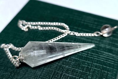 Clear Quartz Natural Stone Pendulum Clear Rock Quartz Crystal Pendulum 