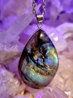 Labradorite Crystal Mood Balancing Amulet Pendant Necklace 