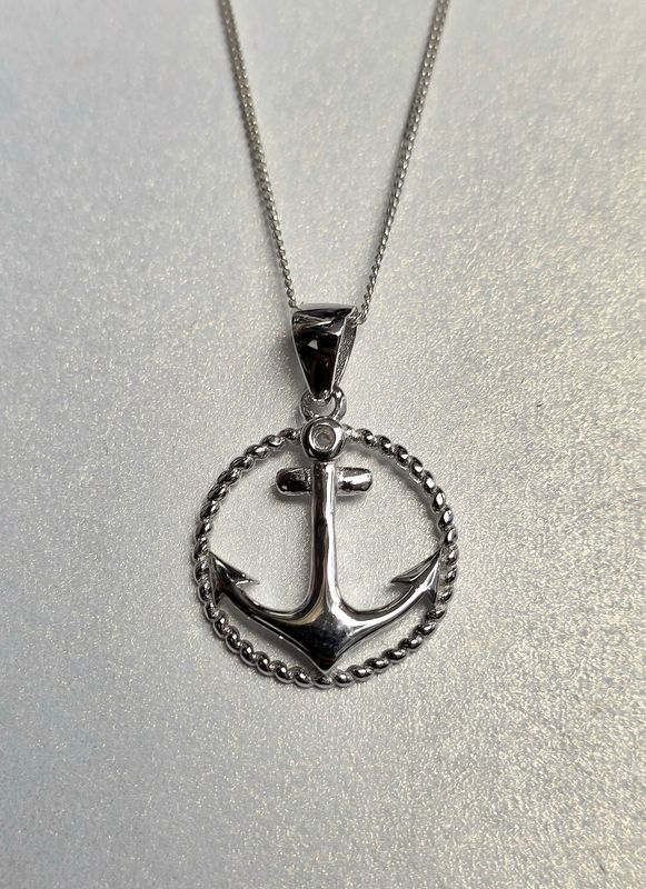 Anchor 925 Sterling Silver Round Pendant Necklace