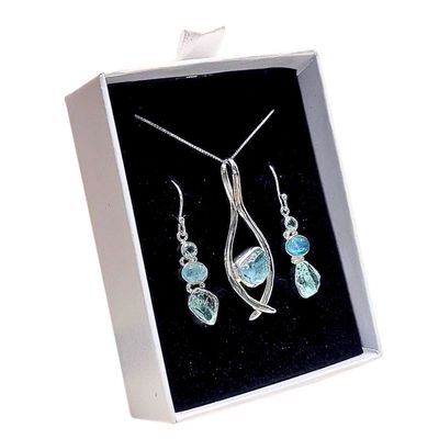 Aquamarine and Blue Topaz Crystal Earrings Necklace Sterling Silver Jewellery Set Aquamarine and Blue Topaz Crystal Earrings Necklace Sterling Silver Jewellery Set