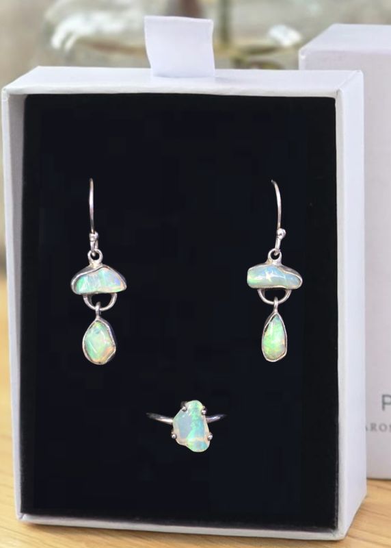 Ethiopian Opal 925 Sterling Silver Ring &amp; Opal Earrings Genuine Stone Jewellery Set