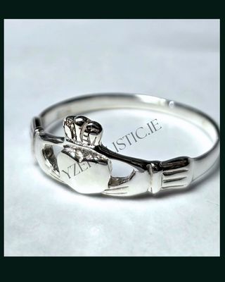 925 Sterling Silver Claddagh Celtic Ring