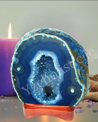 Blue Agate Geode Lamp Crystal Cut Wooden Base Lamp Complete - Blue 
