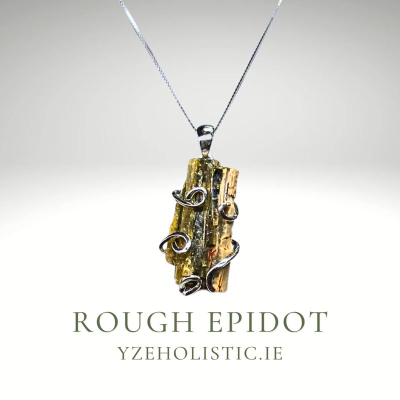 Epidot Rough Sparkly Natural Stone 925 Sterling Silver Pendant Necklace Pendant