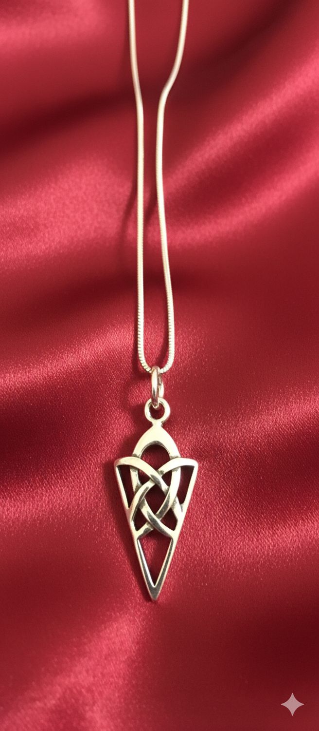 Celtic Arrowhead Knot Pendant Necklace — Elegant Knotwork Necklace 925 Sterling Silver 