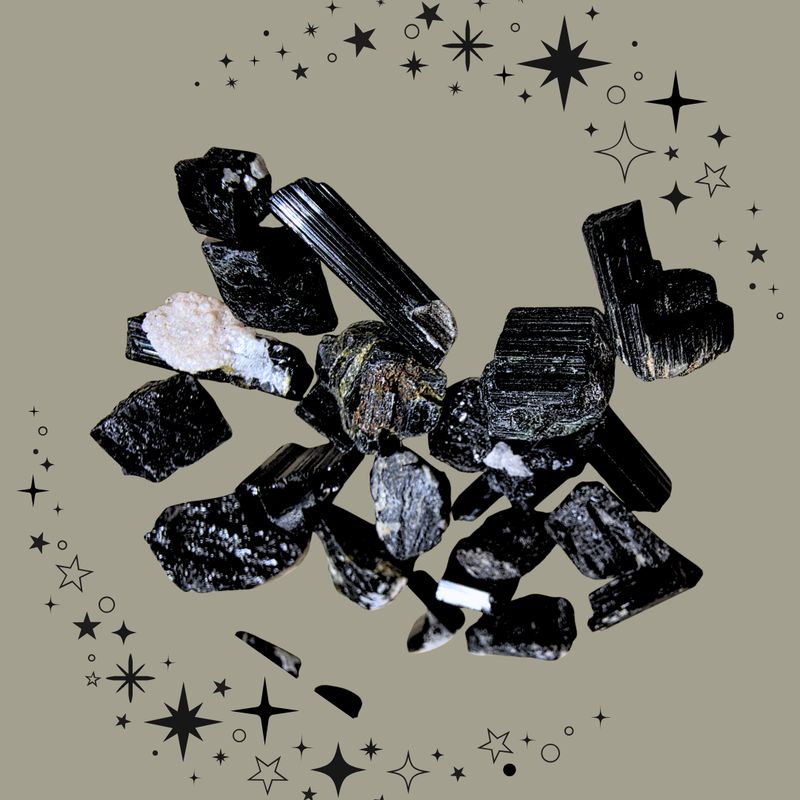 Tourmaline Black Crystal Point Natural Stone ±10mm