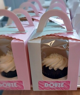 Valentine's Day Cupcakes (Box of 1)