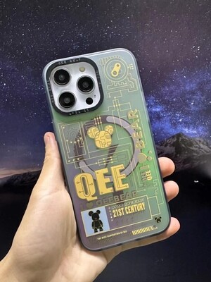 QEE Violent Bear MagSafe Case for iPhone, Applicable mobile phone models: iPhone 13 Pro Max, Color: Black gold