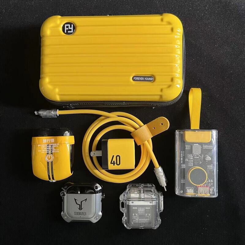 Bumblebee 10,000 MAh Large Capacity 22.5W Super Fast Charging Transparent Cyberpunk Style New Power Bank Set