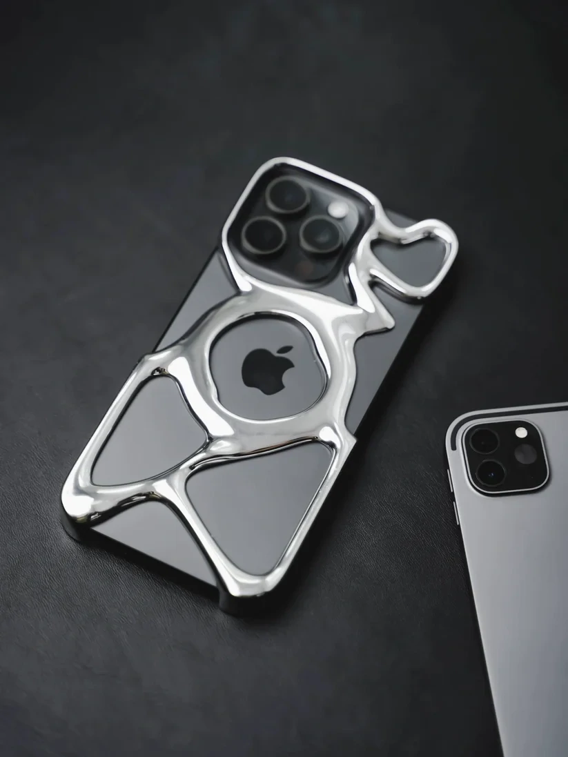 Hollowed Out Creative MagSafe iPhone Case