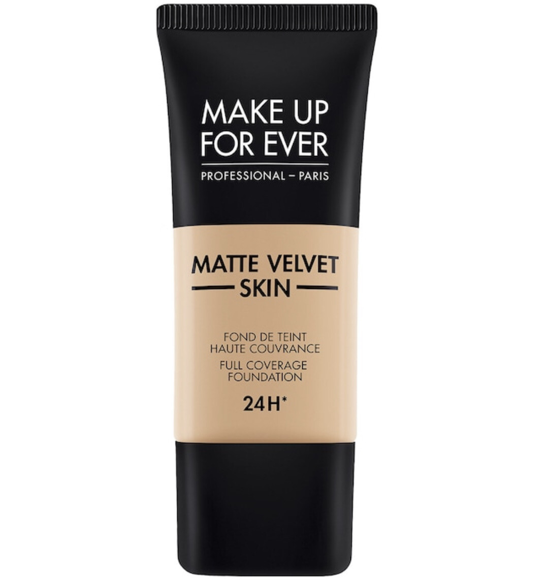 Make Up For Ever - Matte Velvet Skin Full Coverage Foundation | Y305 Soft Beige - for lighter medium skin with golden undertones