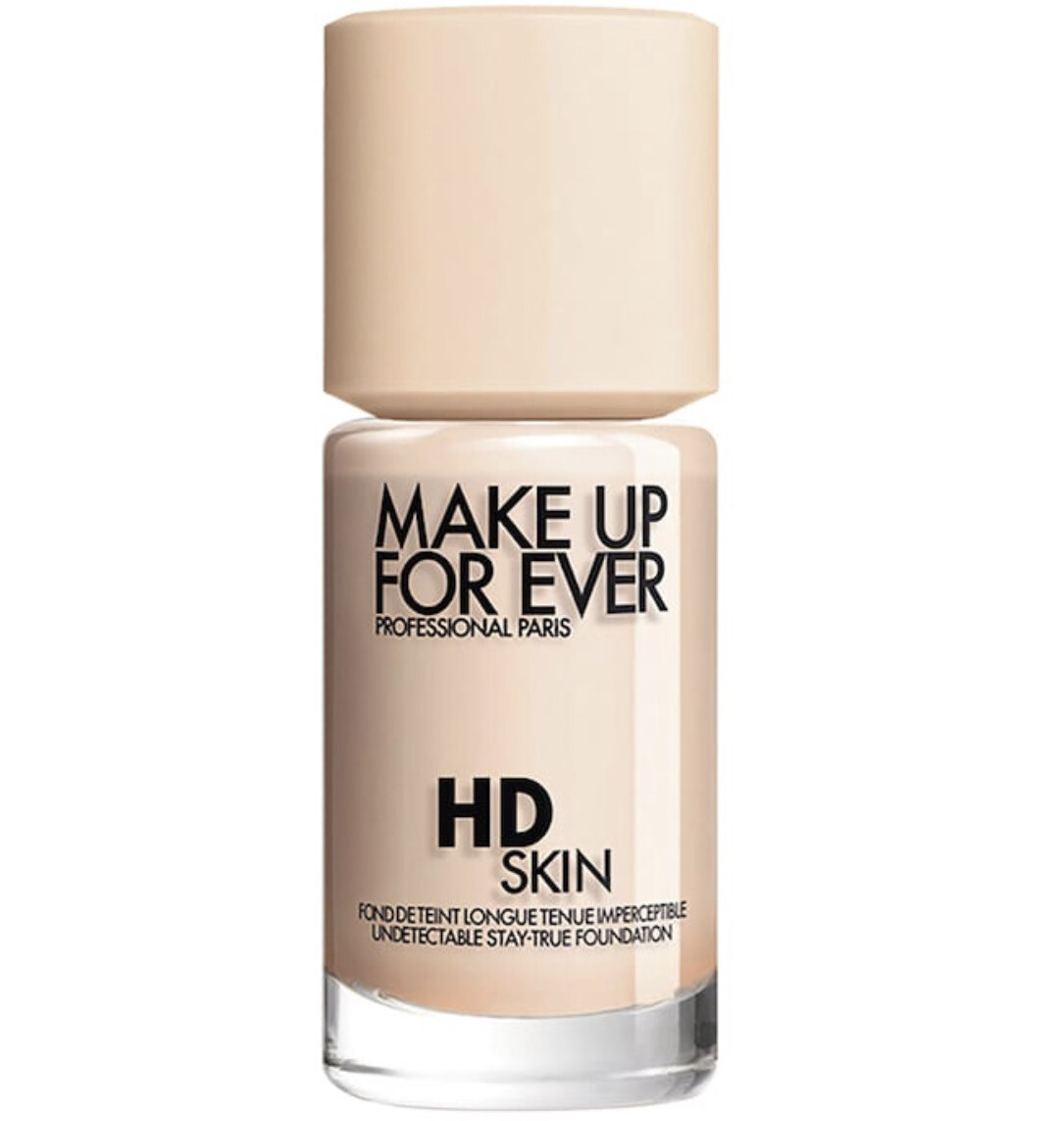 Make Up For Ever - HD Skin Undetectable Longwear Foundation | 1R02 Cool Alabaster - for fair skin tones with rosy undertones