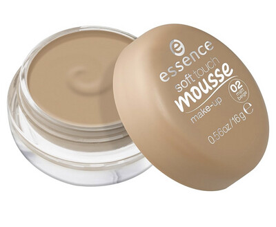 ESSENCE - Soft Touch Mousse Make-Up 02