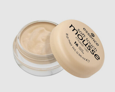 ESSENCE - Soft Touch Mousse Make-Up 16