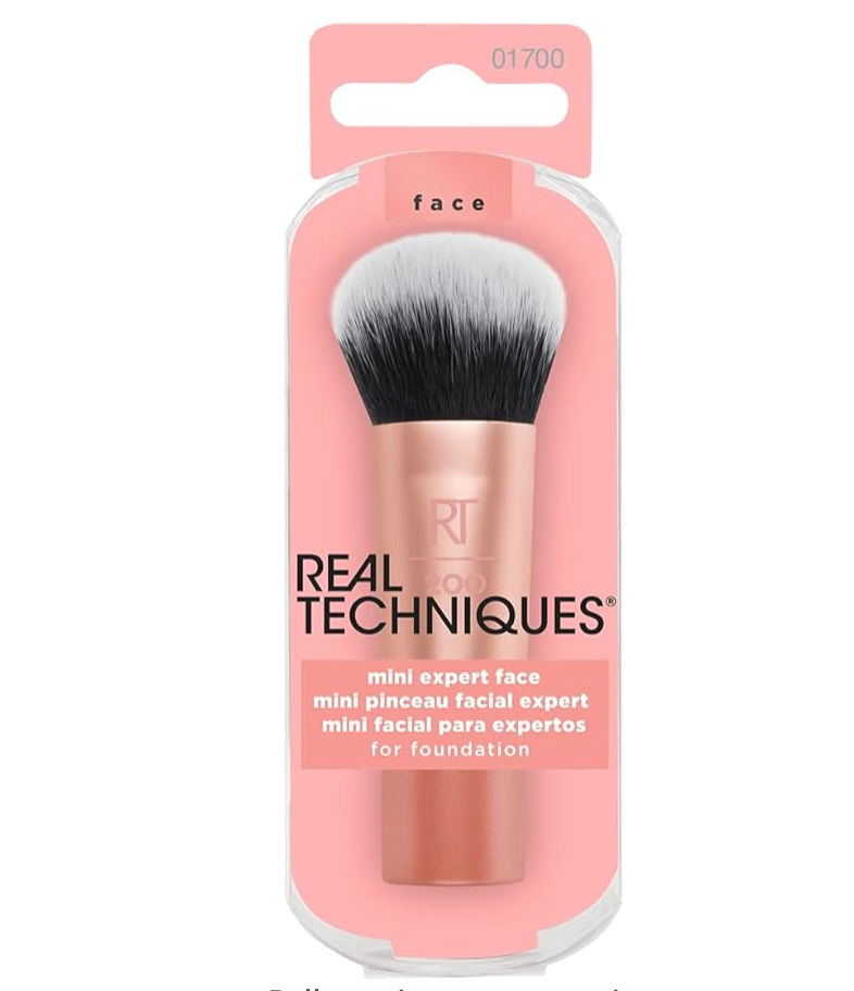 Real Techniques - Mini Expert Face Brush Foundation