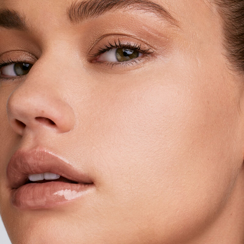 Fenty Beauty - We're Even Hydrating Longwear Waterproof Concealer | Light Medium 210W - warm golden undertones
