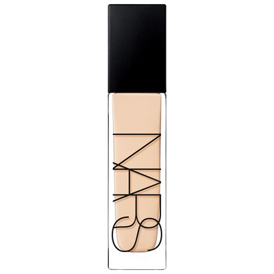 NARS - Natural Radiant Longwear Foundation | Mont Blanc - Light 2 - L2 - very light with neutral undertones