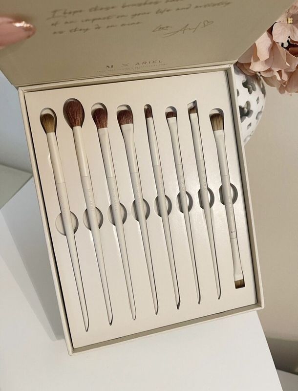 MORPHE x ARIEL - Signature Eyes 8-Piece Eye Brush Set
