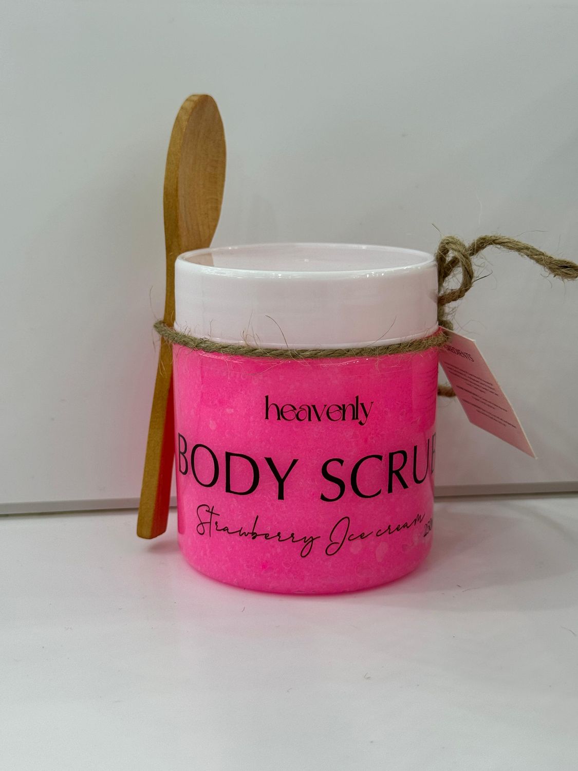 HEAVENLY - Body Scrub | Strawberry Ice-cream 250 mL