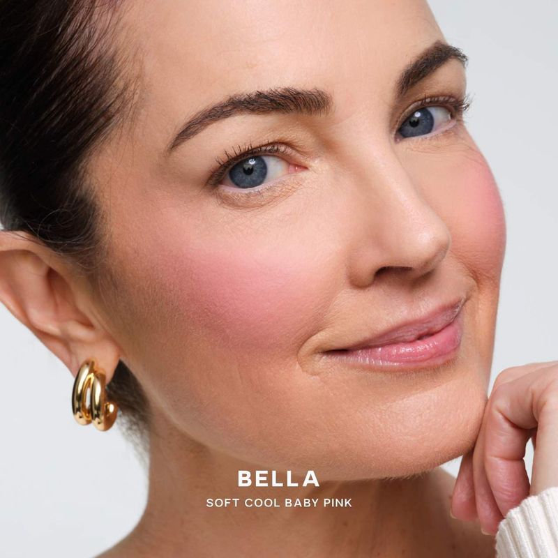 Saie - SuperSuede™ Talc-Free Powder Blush | Bella - soft cool baby pink
