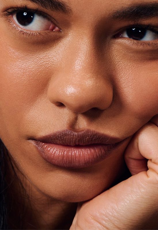 RHODE - peptide lip shape | Stretch